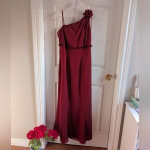 Elegant Crimson Red One-Shoulder Dress